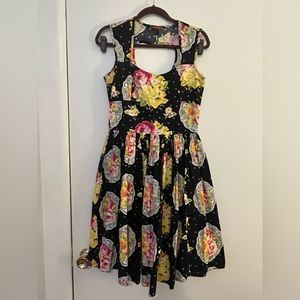 Bernie Dexter dress size M